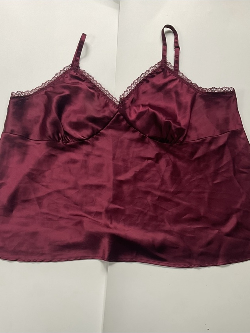 Vintage Y2K Women’s Plus Size 26W/28W Satin & Lace Camisole Tank Top